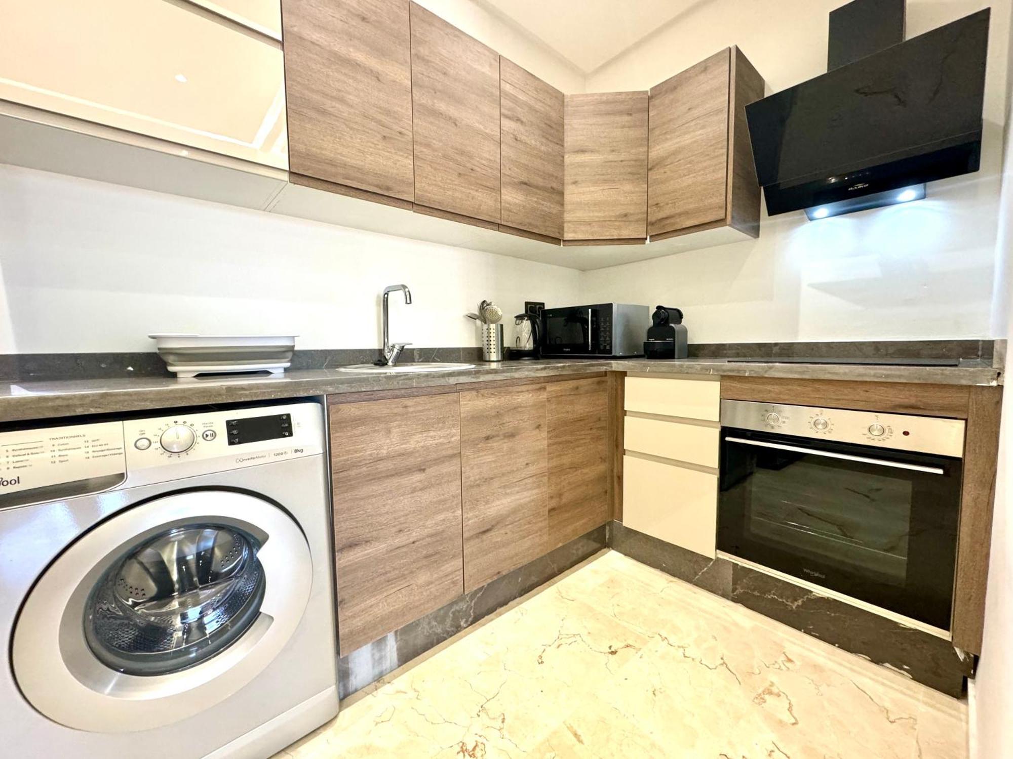 Le 1 - One Bedroom By Wild